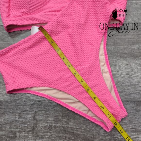 Cupshe High Waist Crop Textured Bikini Swimsuit Size S - Picture 3 of 5